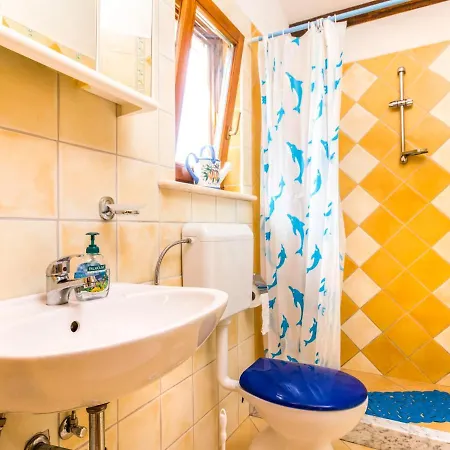 Magdalena By Interhome Vakantiehuis Potpićan